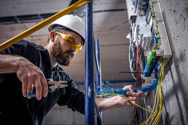 Best Electrical Repair Services  in Glennville, GA